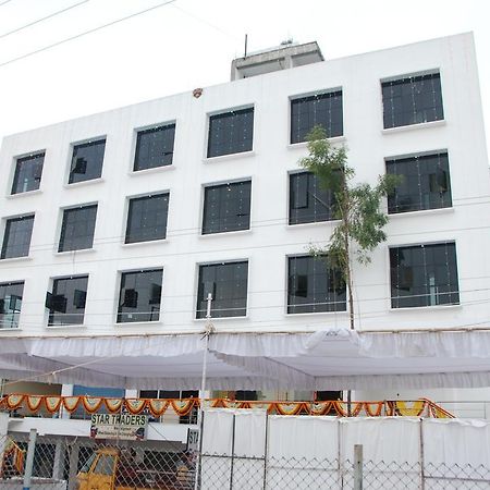 Hotel Neem Tree Hyderabad Airport Shamshabad Dış mekan fotoğraf