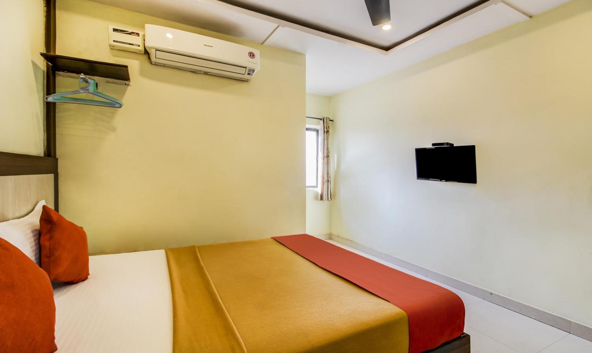 Hotel Neem Tree Hyderabad Airport Shamshabad Dış mekan fotoğraf