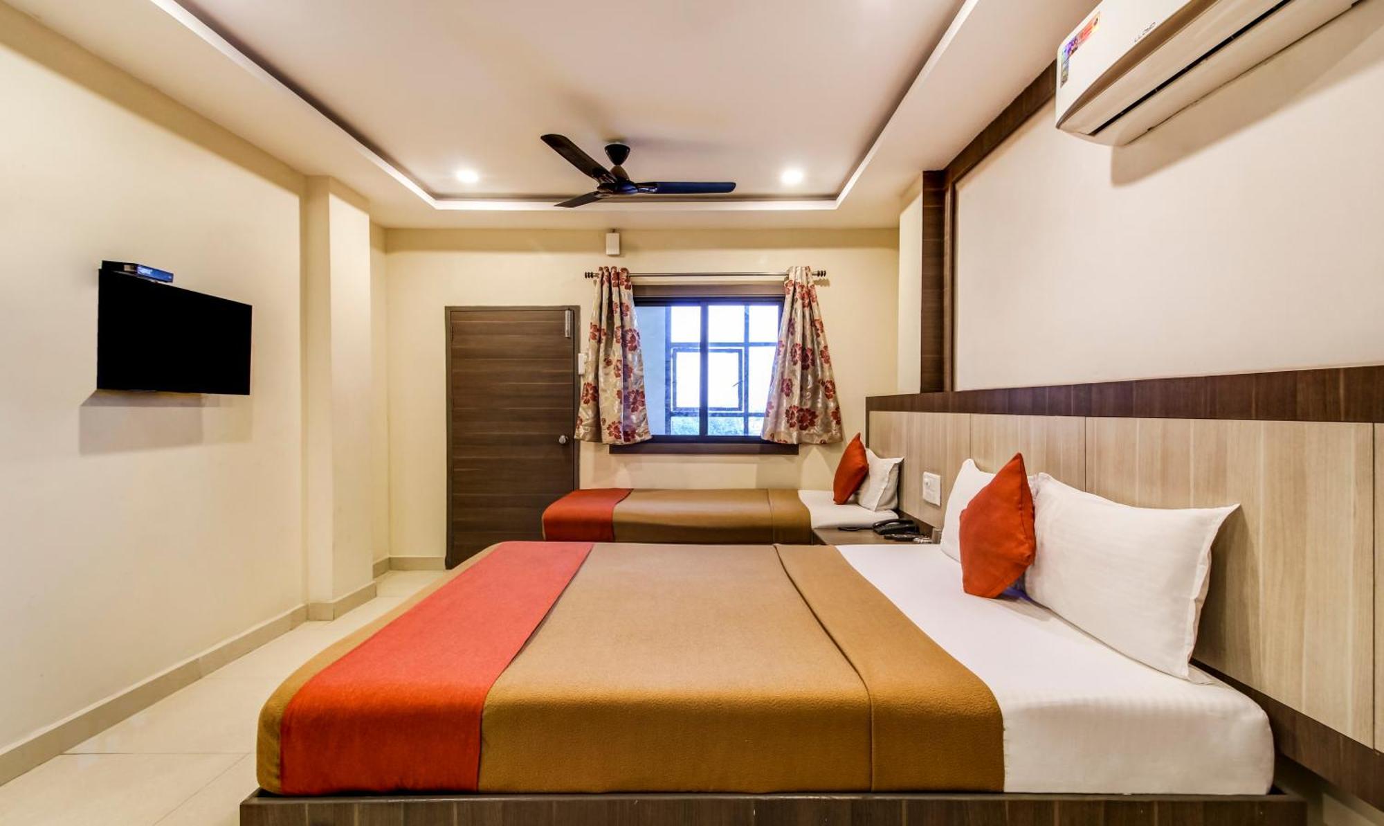 Hotel Neem Tree Hyderabad Airport Shamshabad Dış mekan fotoğraf