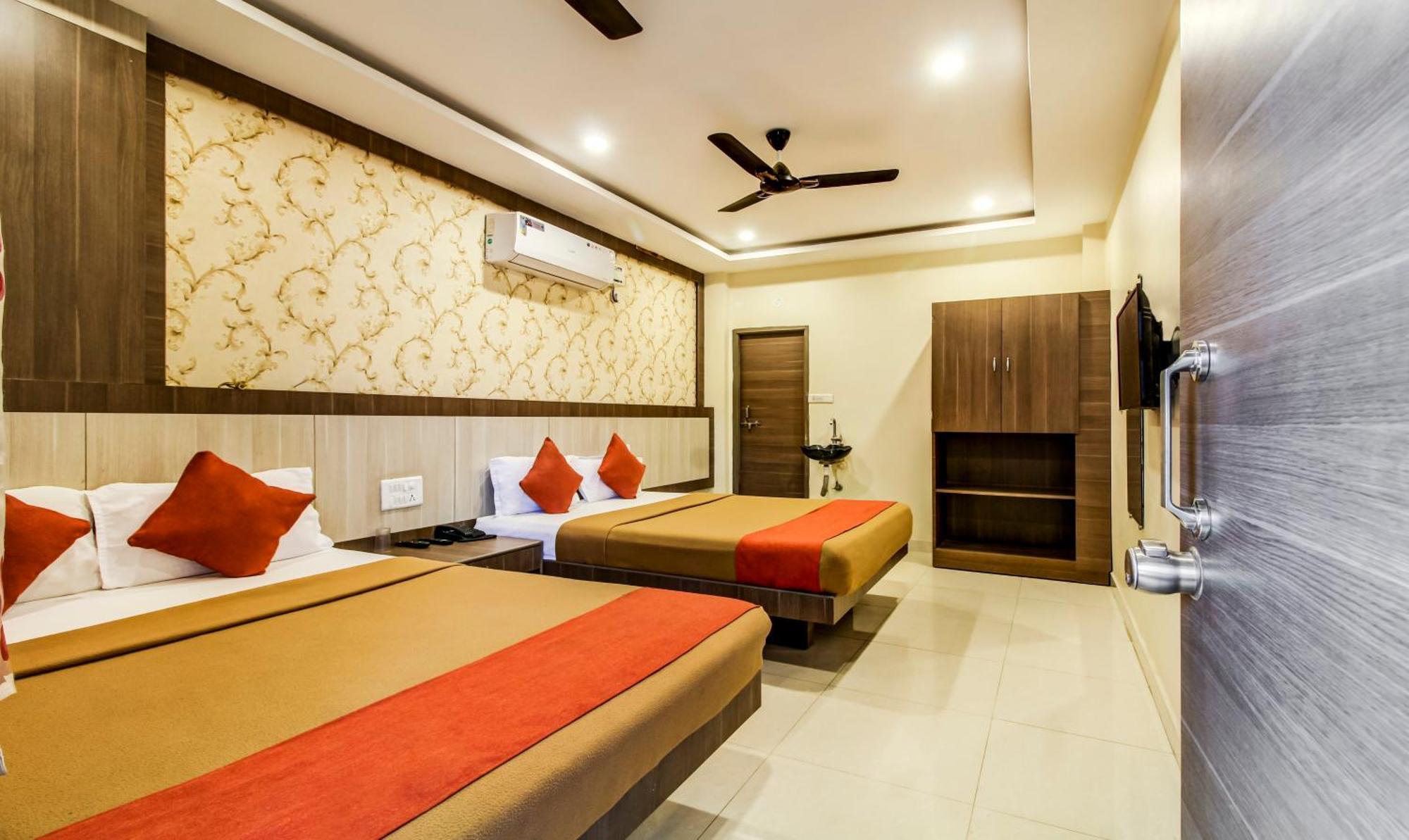 Hotel Neem Tree Hyderabad Airport Shamshabad Dış mekan fotoğraf