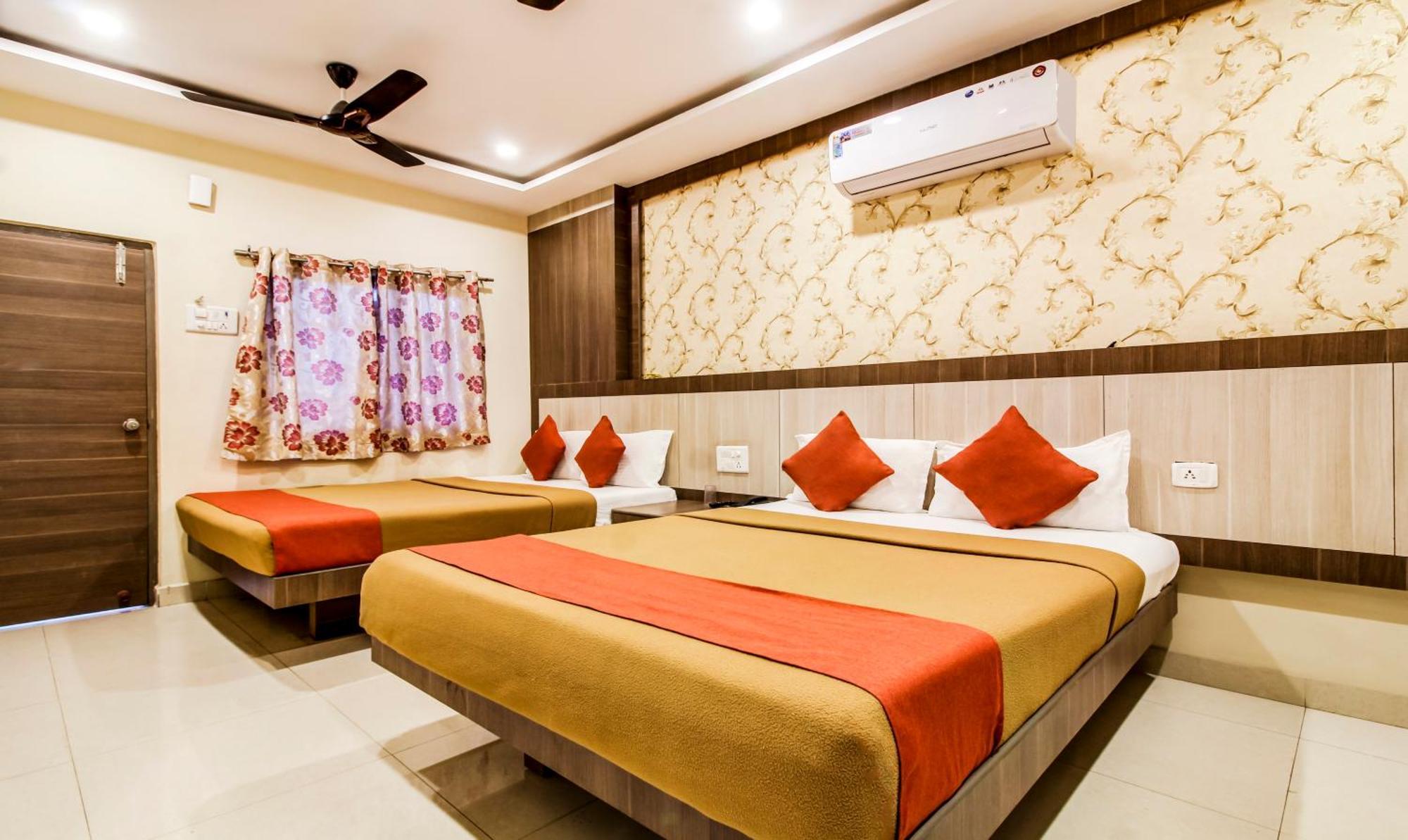 Hotel Neem Tree Hyderabad Airport Shamshabad Dış mekan fotoğraf