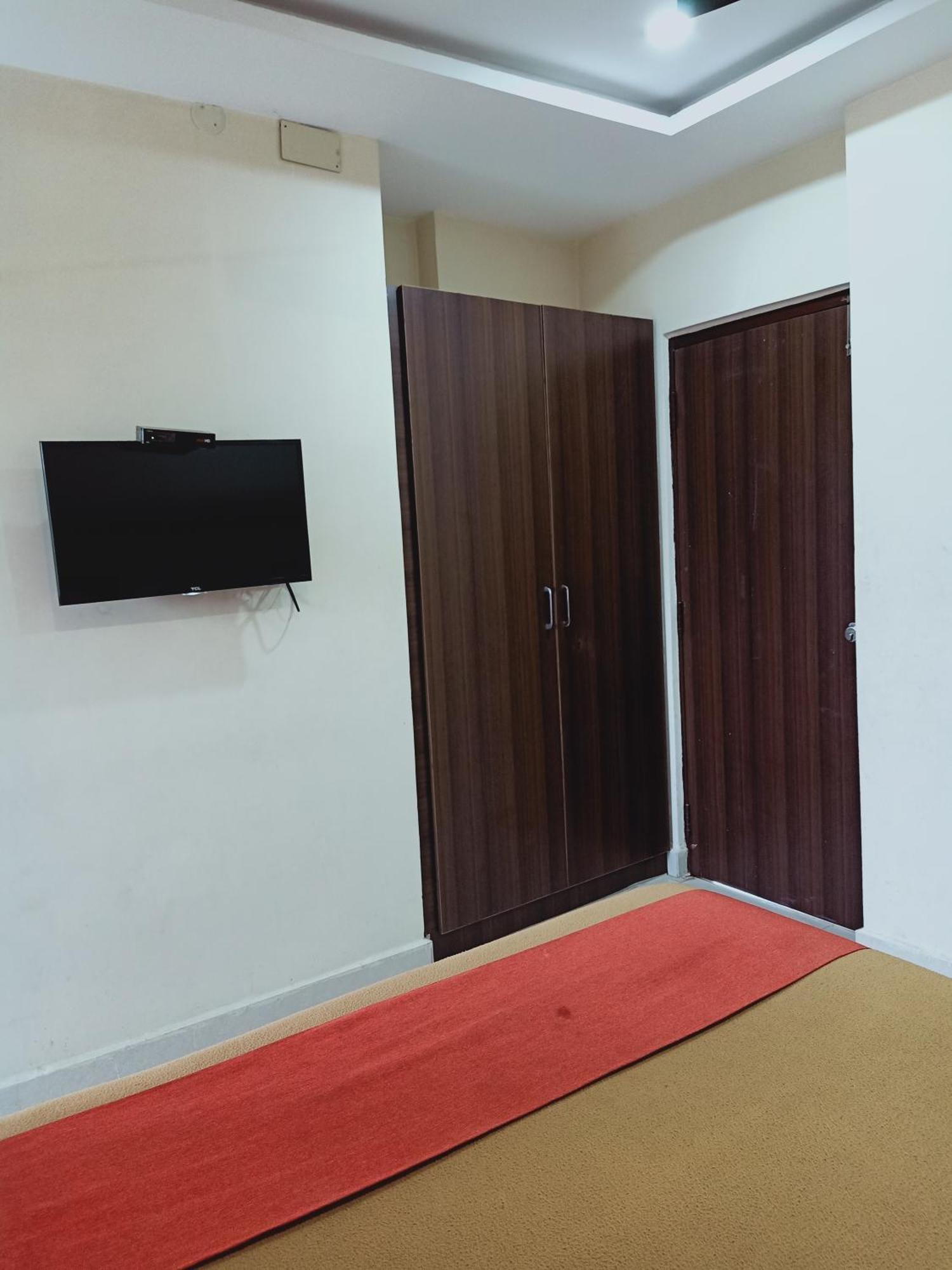 Hotel Neem Tree Hyderabad Airport Shamshabad Dış mekan fotoğraf