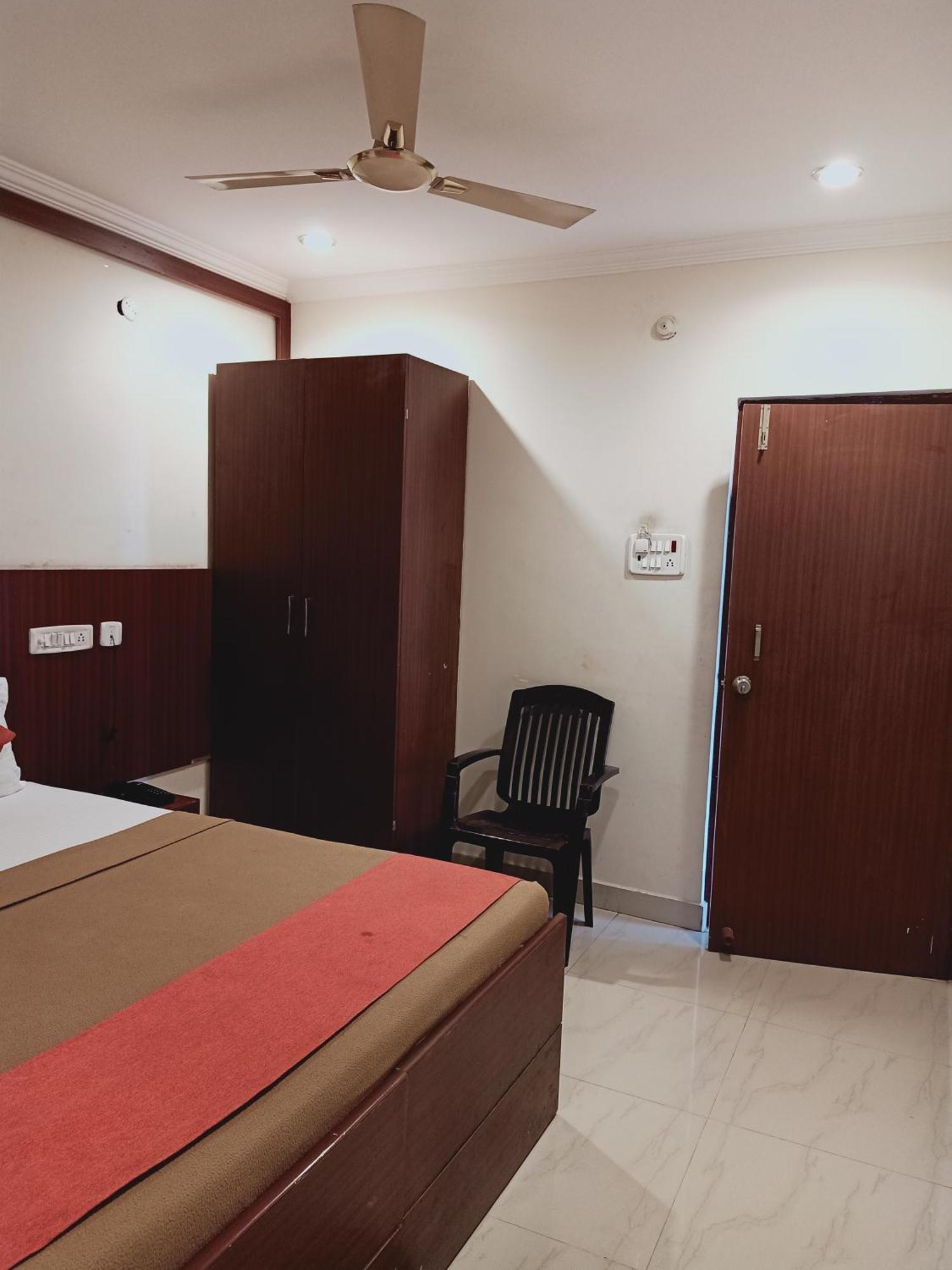Hotel Neem Tree Hyderabad Airport Shamshabad Dış mekan fotoğraf