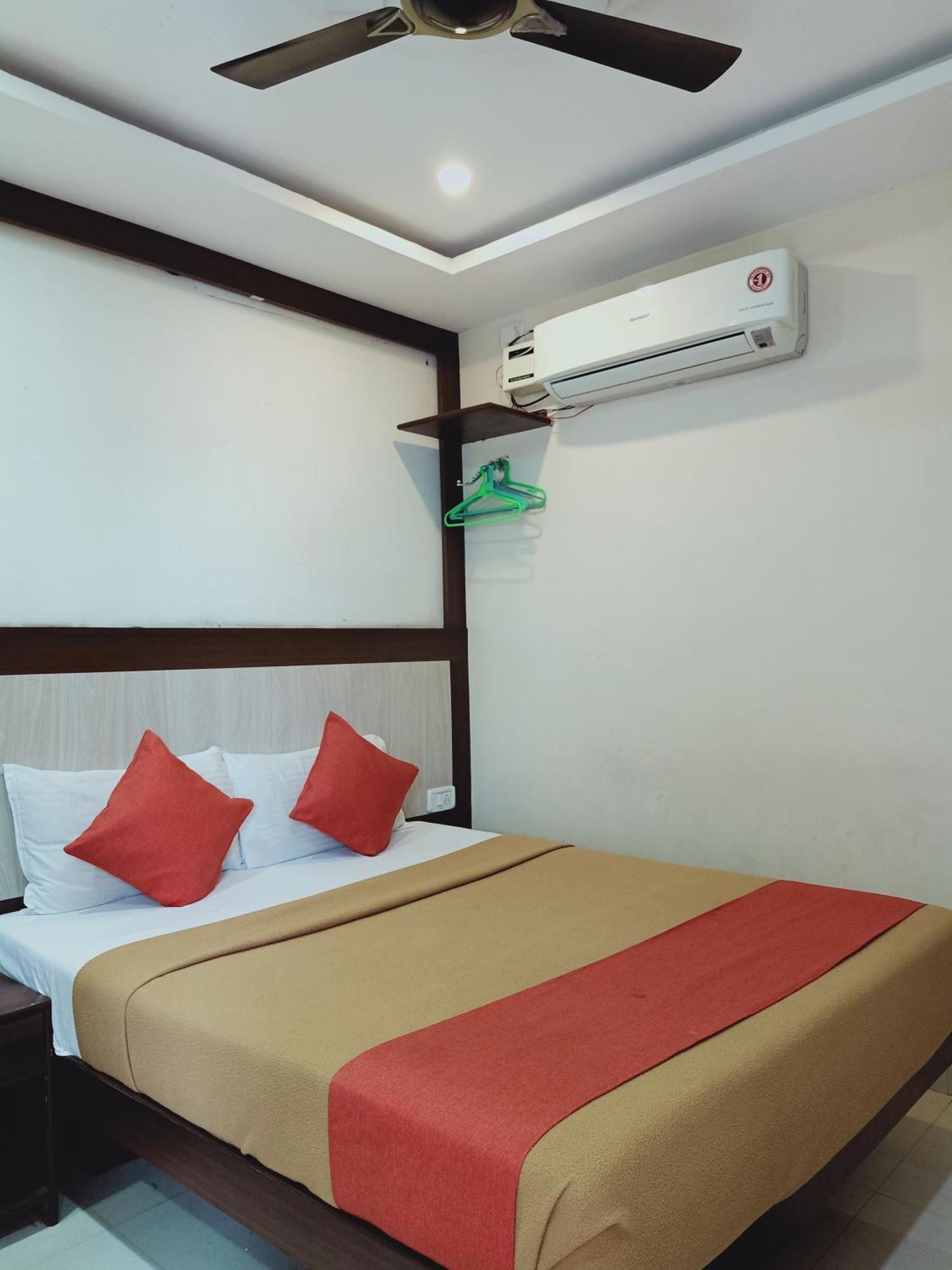 Hotel Neem Tree Hyderabad Airport Shamshabad Dış mekan fotoğraf